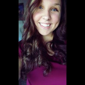 Meet your Posher, Carly